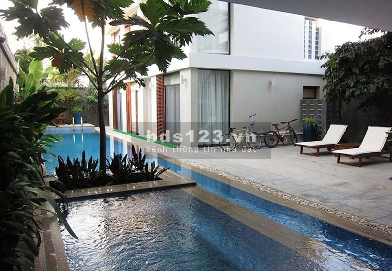 Biệt thự 5 lầu, góc 3 MT Hoa Đào, P.2, Phú Nhuận. DT: 14 x 12m, 150m2. Chỉ 52 tỷ. GỌI 0911989098.