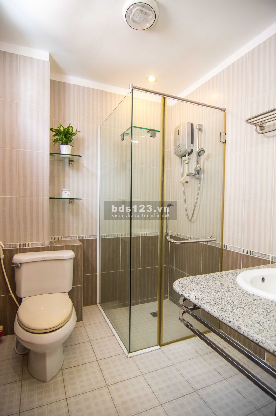 Vị trí đầu tư hiếm MT Phan Ngữ, Q1. DT 4,3 x 20m. Trệt, 3 lầu, giá: 21 tỷ