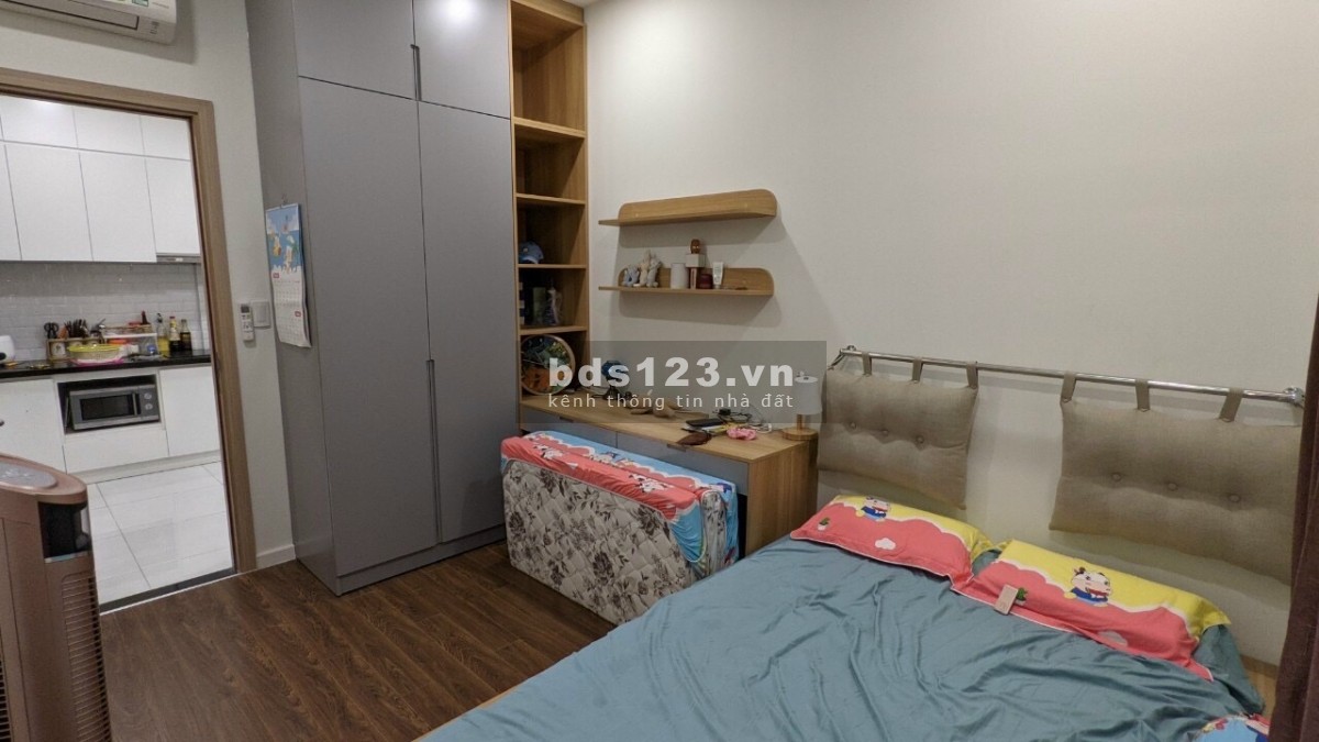 Bán gấp căn góc 3 phòng ngủ, full nội thất, giá 3.95 tỷ.