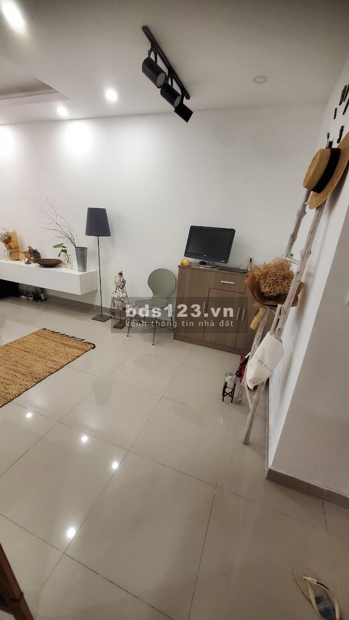 Bán căn hộ Vista Verde 1 PN DT 45m², giá 3,4 tỷ đồng