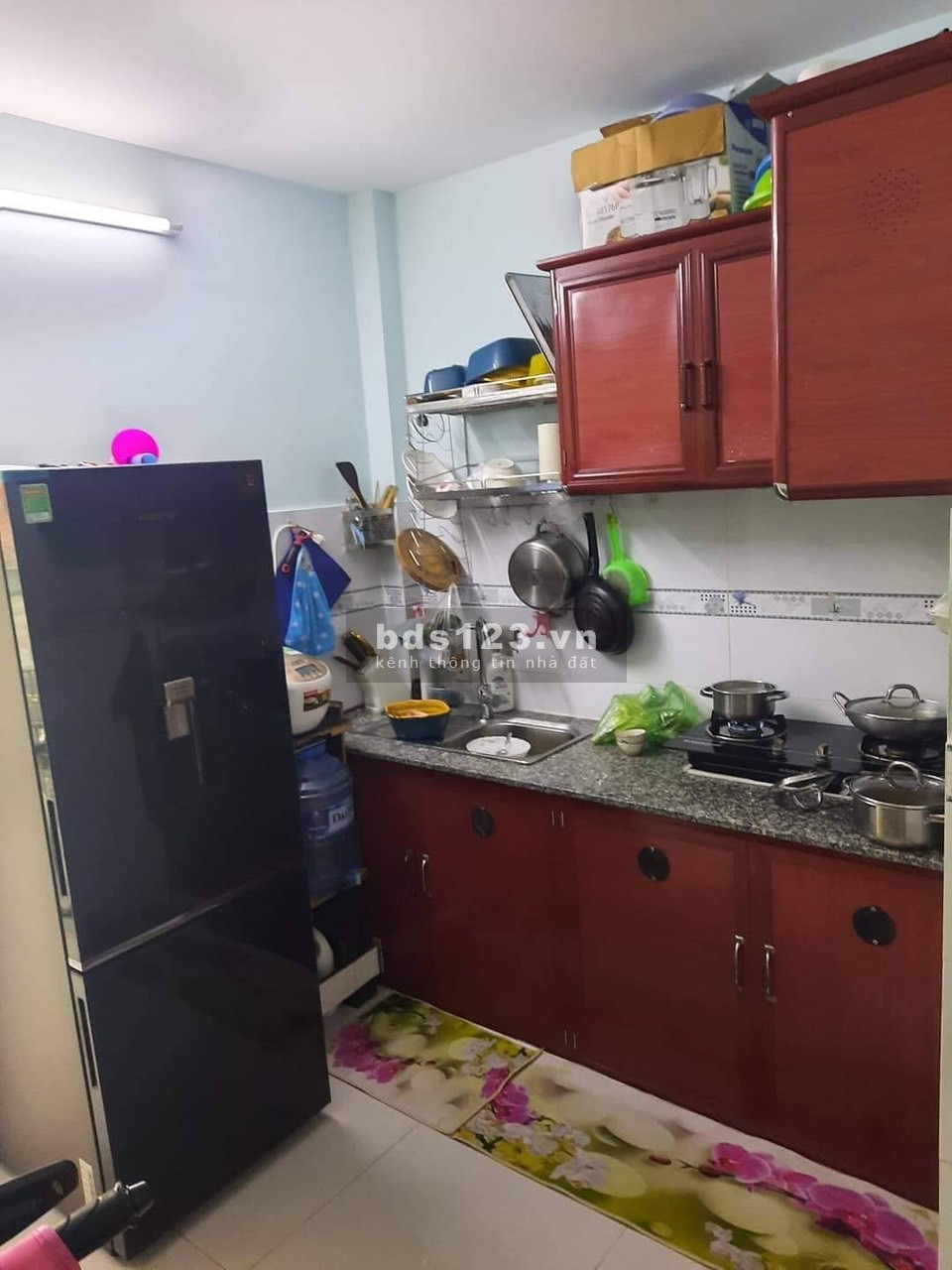 Gấp bán nhà mới HXH Bình Trị Đông Bình Tân sát chợ 2 tầng 44m2 chỉ 2..tỷ