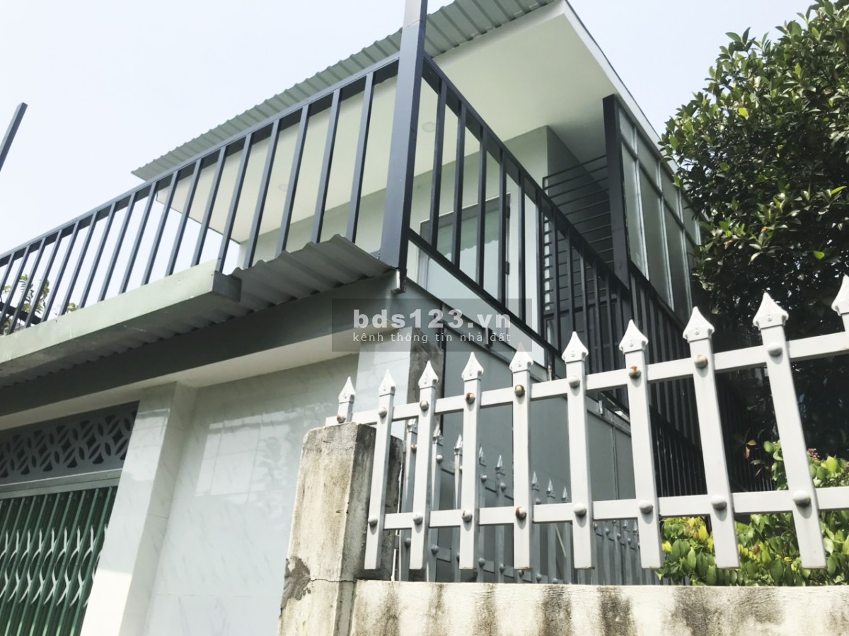 Bán nhà riêng hẻm số 2722 đường Huỳnh Tấn Phát, huyện Nhà Bè