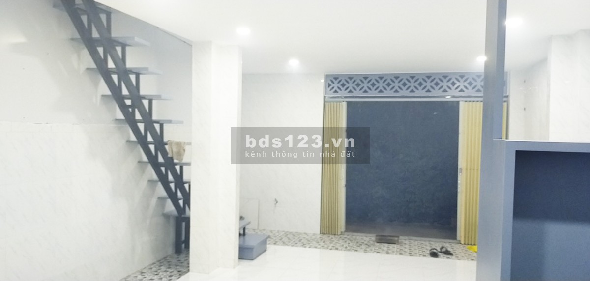 Bán nhà riêng hẻm số 2722 đường Huỳnh Tấn Phát, huyện Nhà Bè