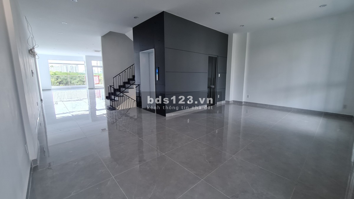 Cho thuê cặp shophouse đã hoàn thiện thang máy tại Lakeview Thủ Thiêm, Quận 2 LH 0932689228