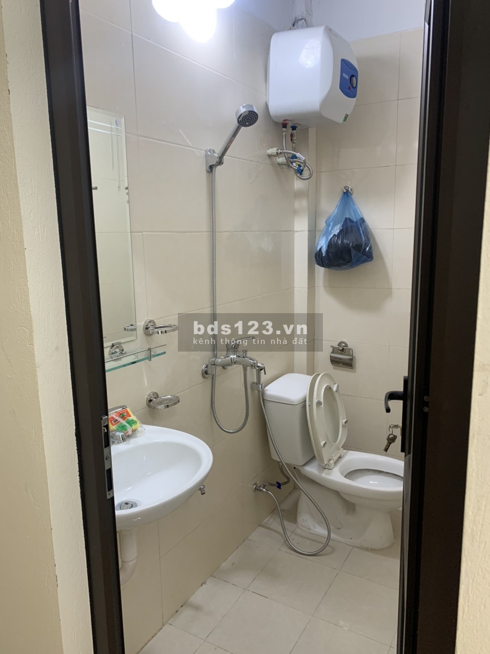 Nhà mới cho thuê giá 3,2 triệu/tháng điện nước giá ưu đãi