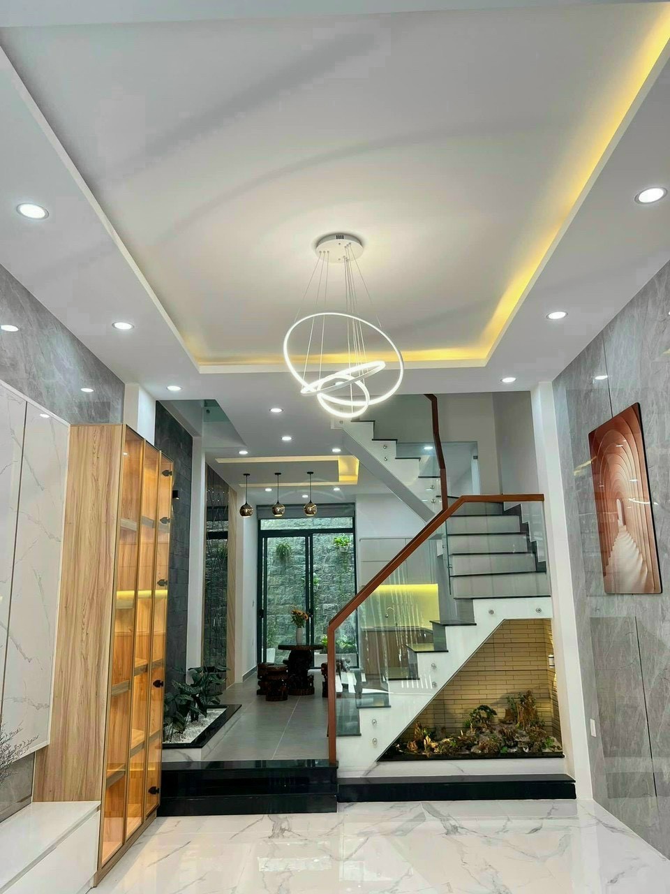 Bán nhà Lạc Long Quân Phường 8 Tân Bình 48m2 vuông vức, hxh, 3 tỷ nhỉnh