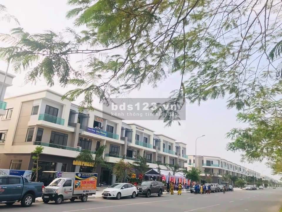 Bán nhà Shophouse KCN VSIP Từ Sơn Bắc Ninh sổ hồng lâu dài