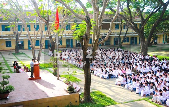 Bán đất trung tâm Bình Long DT 1000m² SHR thổ cư 200m², giá chỉ 568 triệu, LH 0932098211