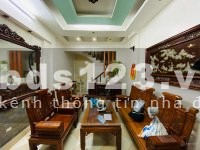 Bán Nhà DT 50m 5T MT3.7m giá 8. tỷ. 325 Kim Ngưu Hai Bà Trưng 0947913839