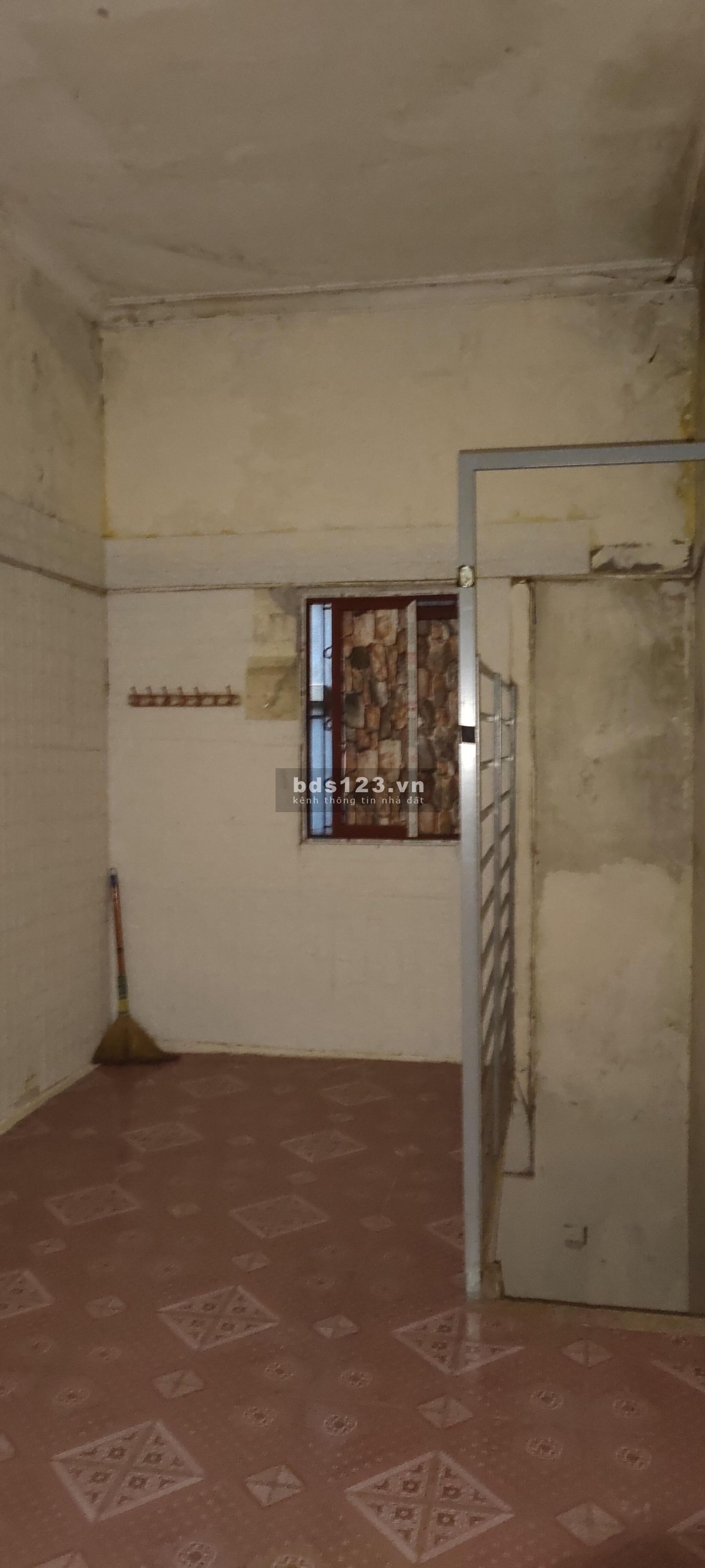 Bán nhà riêng Bạch Mai - 8m2 - 3 tầng - 2 ngủ giá bán 850 triệu khu dân cư