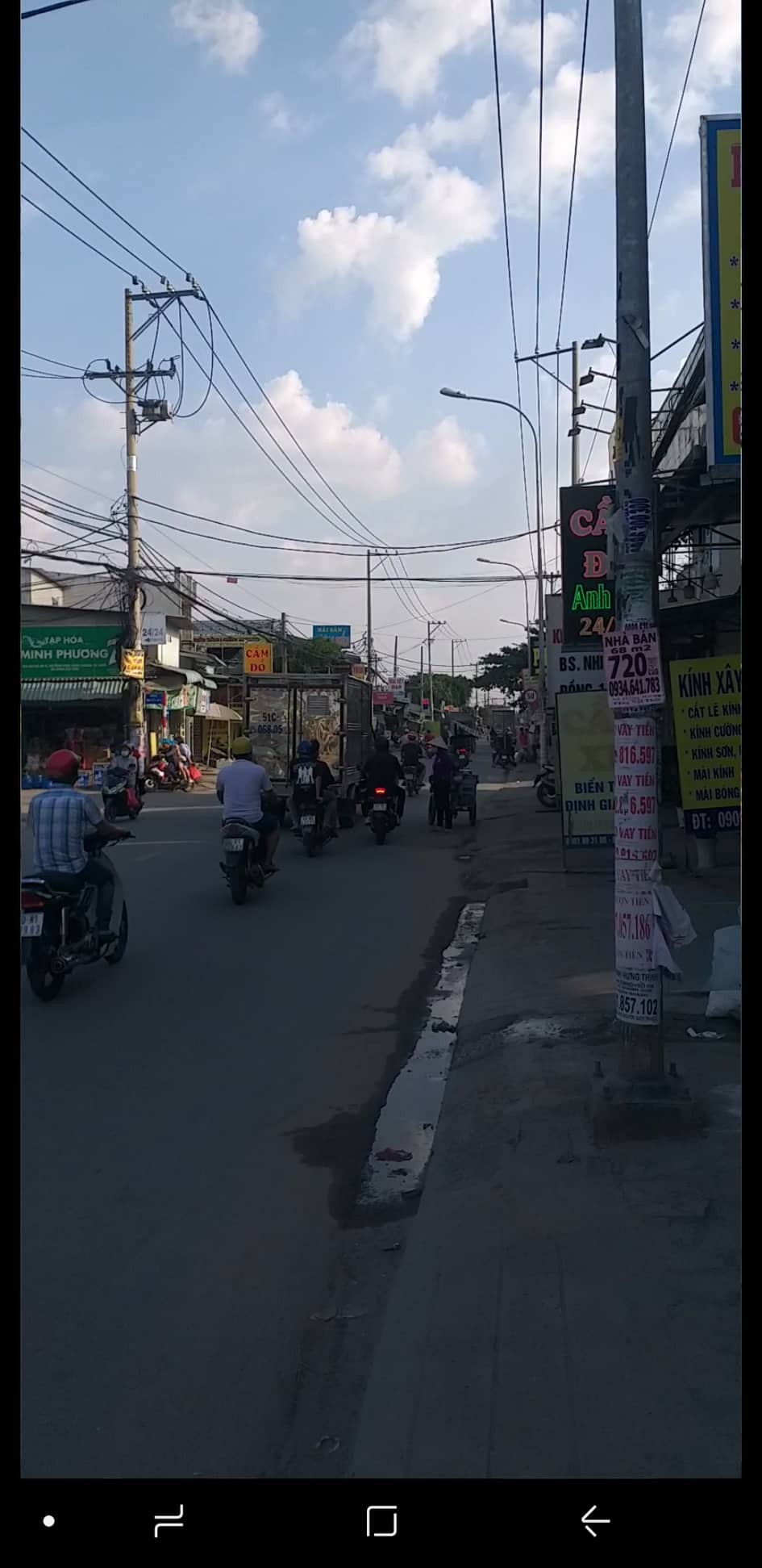 Cho thuê đất mặt tiền Võ Văn Vân dtsd 30x60 (Thổ cư 1000m) giá tốt đầu tư