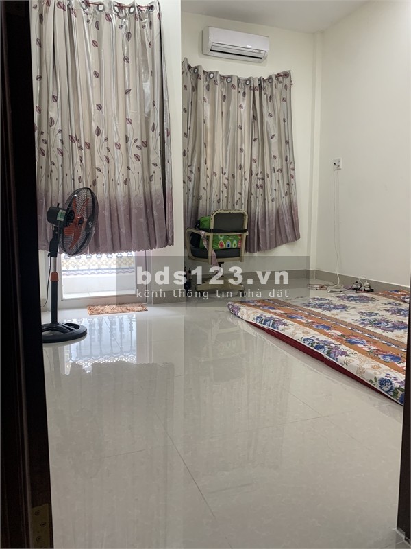 Bán Nhà 4 Tầng mặt tiền hẻm xe hơi Phường 16 Quận 8, giá 5.5 tỷ