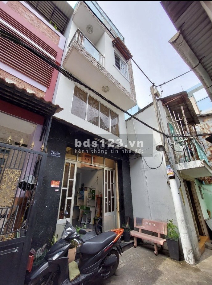Bán nhà 3 tầng hẻm xe ba gác Ba Đình P8 Q8 nhà trống giao ngay