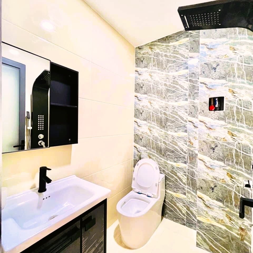 Bán nhà đường Thoại Ngọc Hầu, Hòa Thạnh, Tân Phú 80m2, 6 tỷ, hẻm to 10m