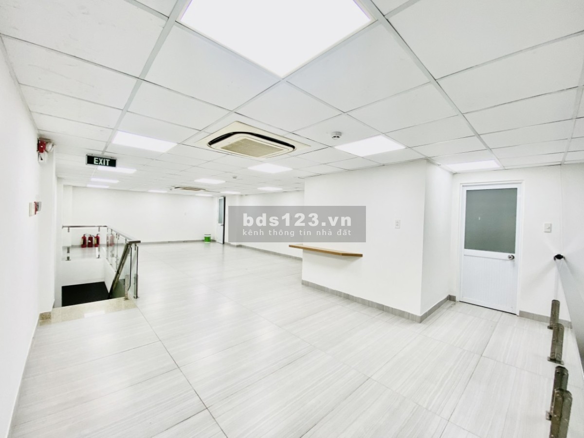 Chính chủ cho thuê không gian mở shop có mặt tiền lớn và đẹp nhất Nguyễn Văn Trỗi, Phú Nhuận