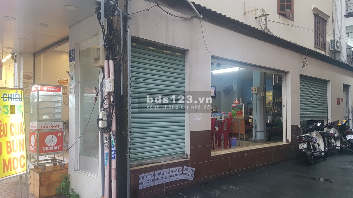 Mặt bằng 2 mặt tiền Hồ Văn Huê 15tr/tháng – Vị trí rẻ đẹp.