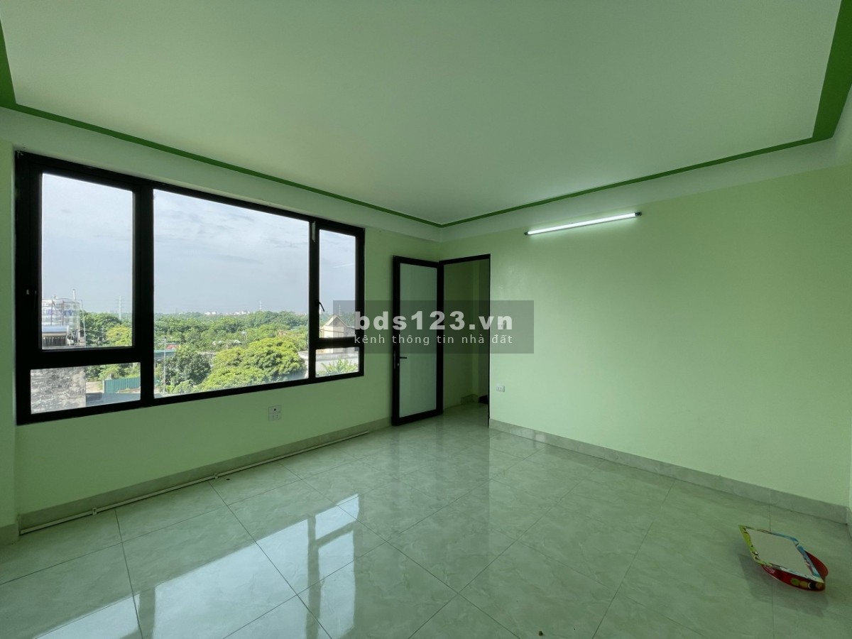 Cần bán nhà 5 tầng cầu lớn, Nam Hồng, liên hệ 0829099993