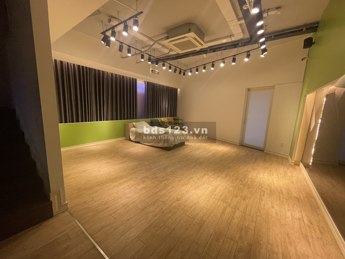 Cho thuê Shophouse sàn tầng 1 giá 34,935 triệu/ tháng. Khu đô thị Sala quận 2