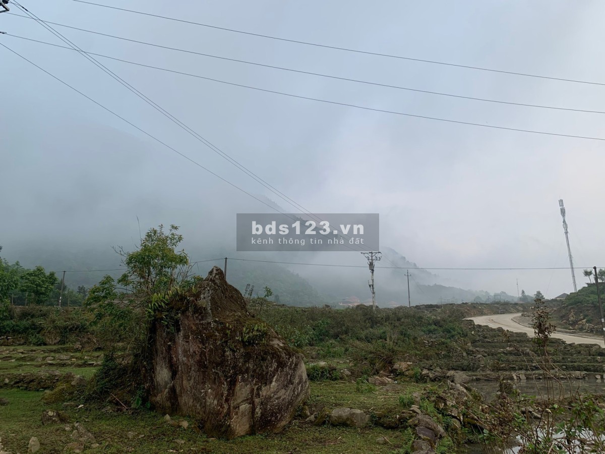 Bán đất nên Y TÝ ( SAPA 2 ) - Bán mảnh 1215m2 tại Ngải Trồ, trung trâm Y Tý