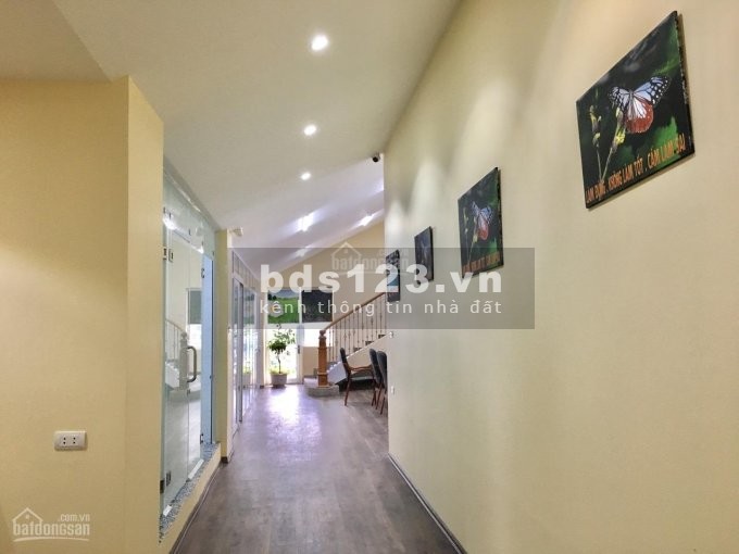 Cho Thuê Văn Phòng 90 m2-200 m2,Tại Khách Sạn Công Đoàn Quảng Bá, View Đẹp Nhìn Thẳng Ra Hồ Tây.