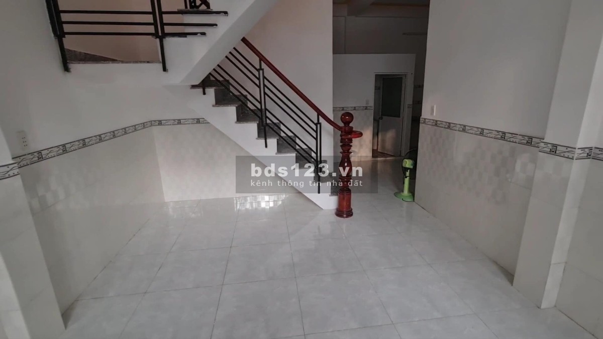 Bán nhà 55M2, 4 phòng ngủ, Phường 15 Quận 8 giá chỉ 2.8 Tỷ