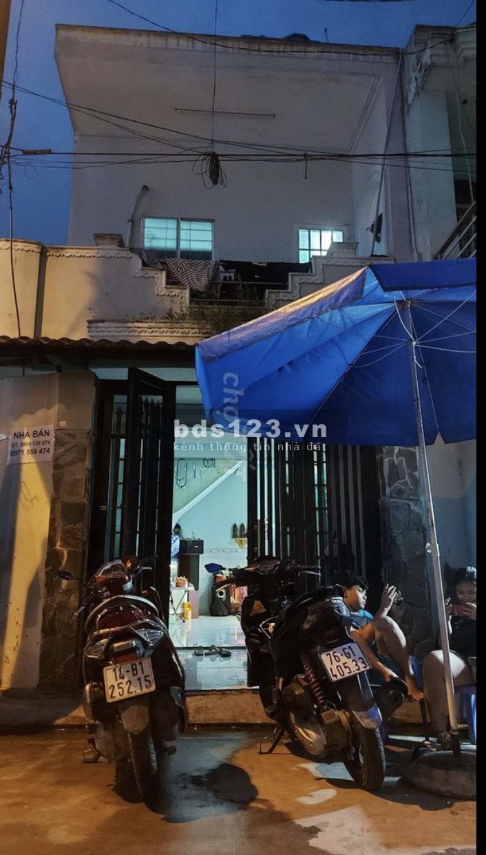 Bán nhà góc 2 MT hẻm xe hơi đường số 11 P.BHH Bình Tân