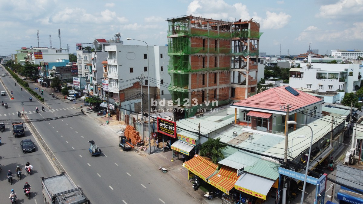 Cho thuê tòa nhà mặt tiền Hà Huy Giáp Q12 ( 1 hầm trệt 5 lầu )