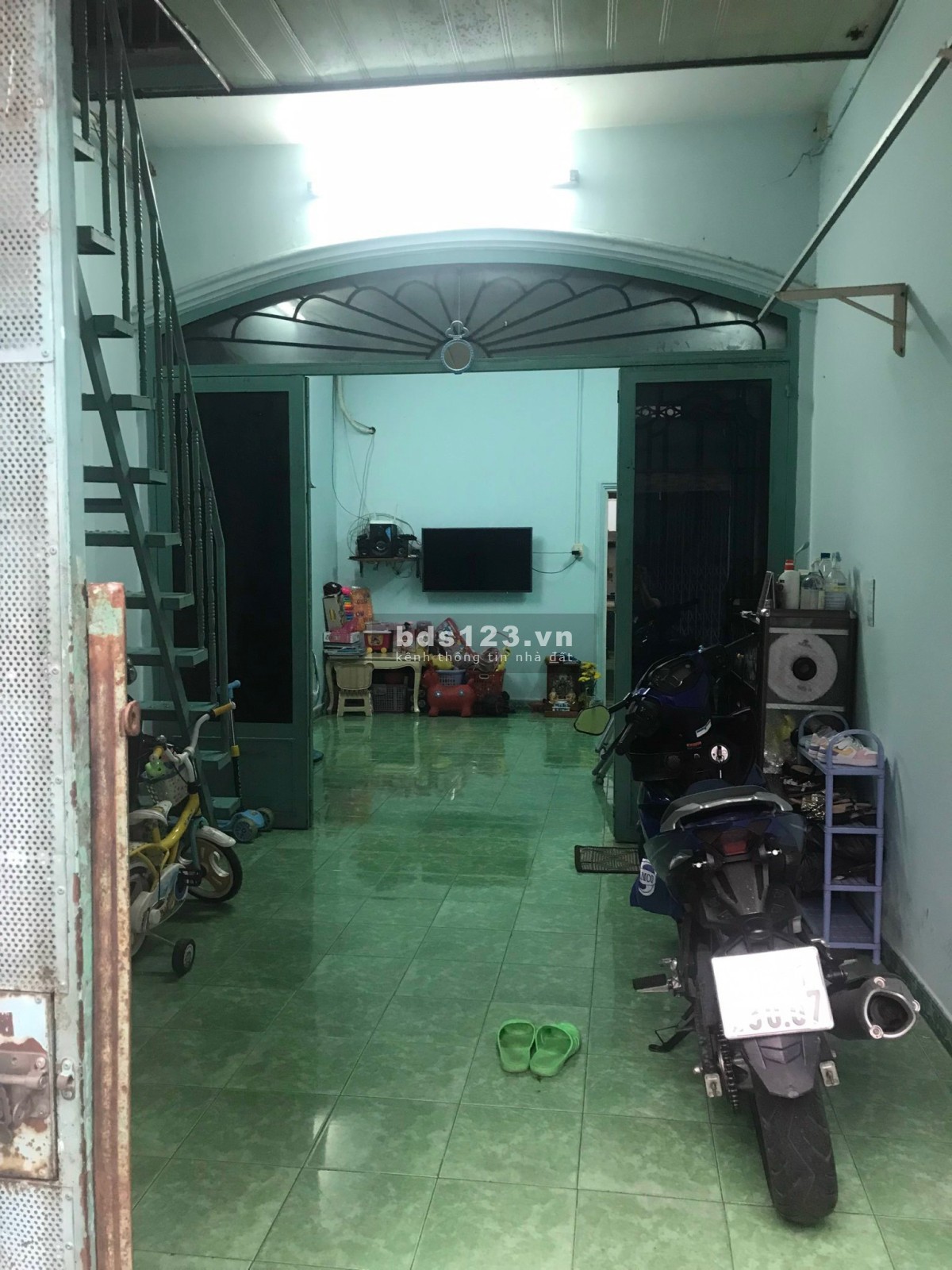 Bán nhà cấp 4 hẻm xe hơi Đường Tam Châu, TP Thủ Đức