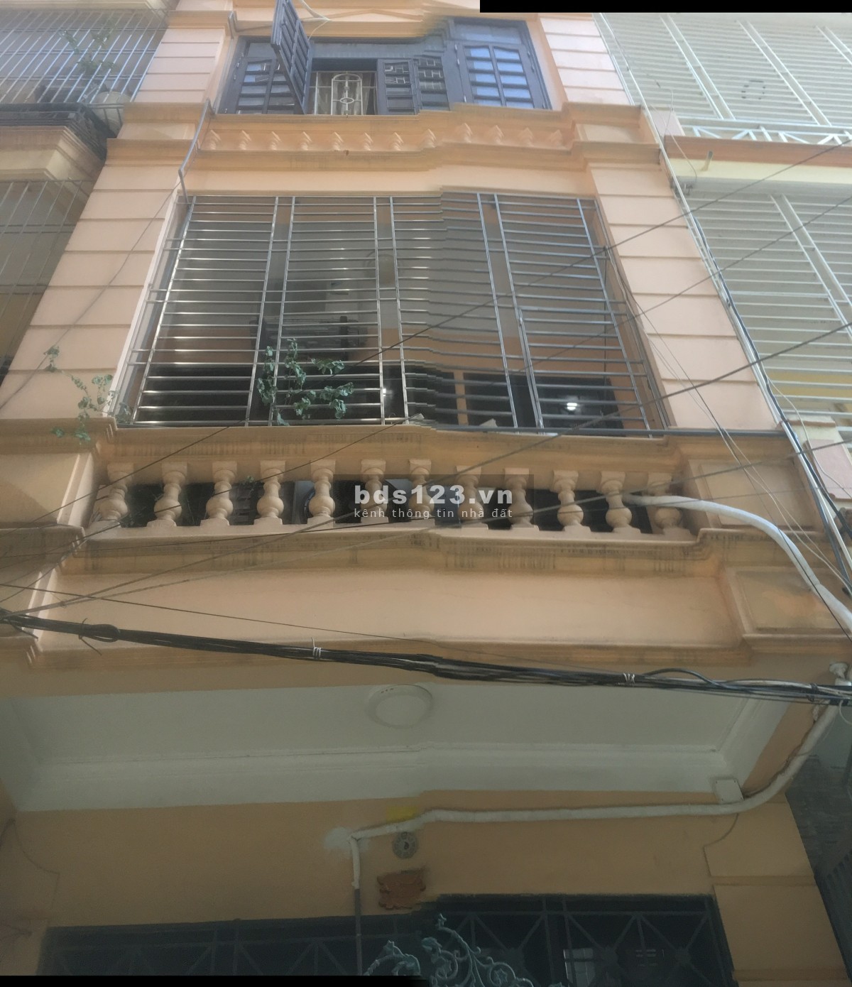 Chính chủ bán nhà 4 tầng ngõ 130 Trần Tử Bình, Cầu Giấy, 36m2, Giá 9.5 tỷ,LH 0906695586 - A Minh Anh