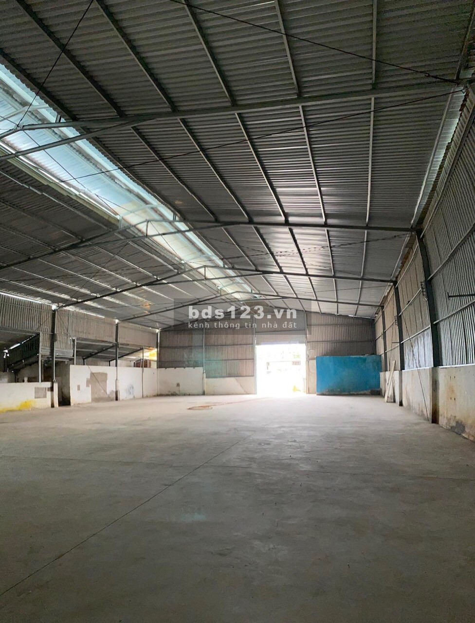 Cho thuê kho, xưởng 1000m2 mặt tiền đường Linh Đông, phường Linh Đông, thành phố Thủ Đức.
