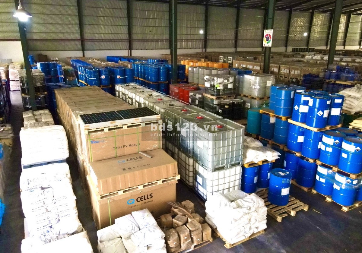 Cho thuê kho chứa hàng diện tích 300m2 khu công nghiệp Dĩ An Bình Dương