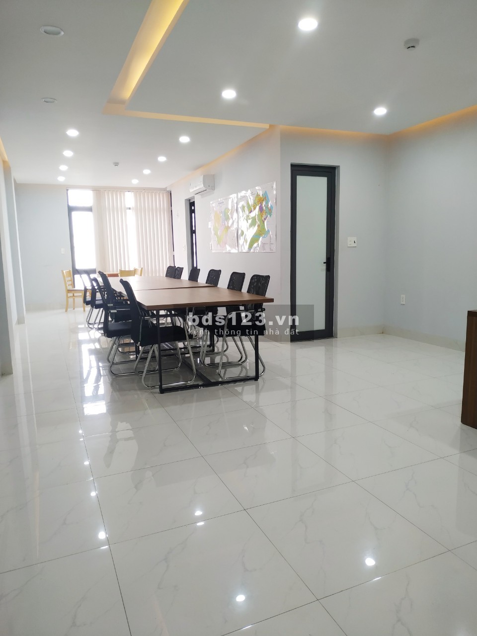 Văn phòng cho thuê toà building hải châu dt 35, 40, 50, 100m2 giá từ 5tr, 6tr, 7tr.. 10tr