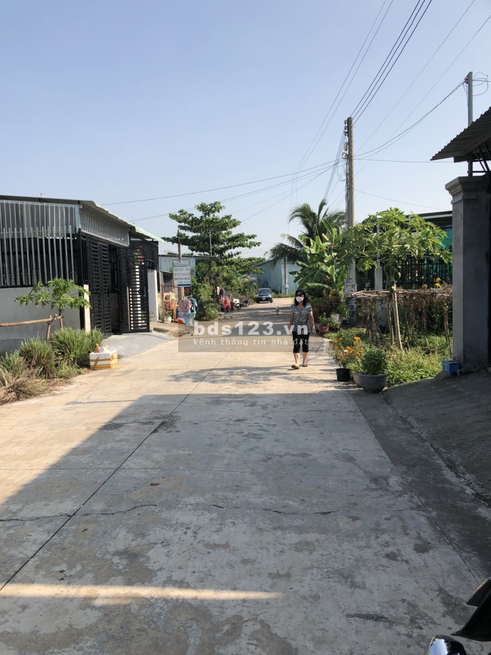 Cần tiền bán gấp lô đất 105m2(5x21) sổ hồng riêng, giá chính chủ