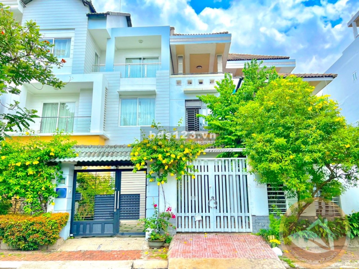 Bán biệt thự MiNi mặt tiền đường số Khu Nam Long, Quận 7 sổ sẵn