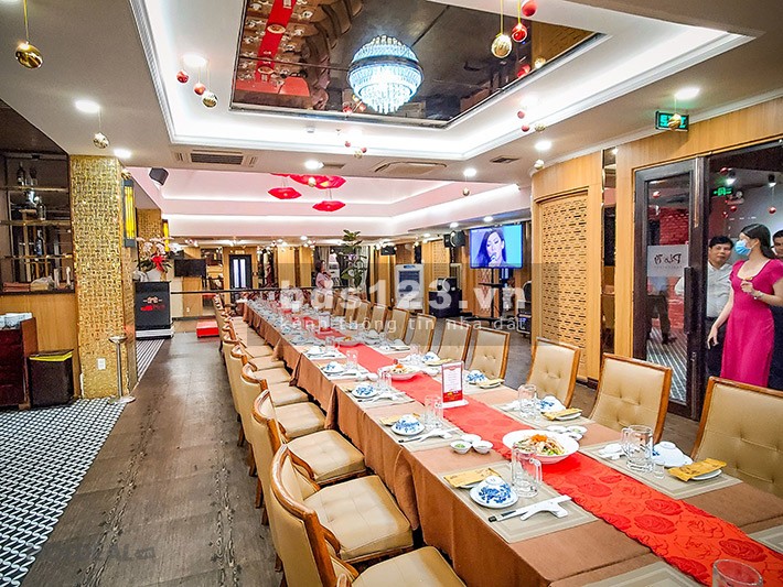 Mặt bằng Nguyễn Xí, p.26, Bình Thạnh. 8*20m, Hầm 7 Lầu thang máy. 180 triệu TL. 0911989098 Quân.