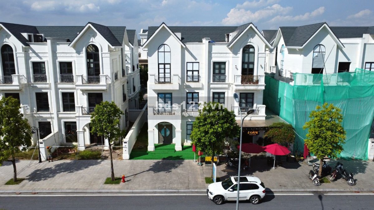 SHOPHOUSE SAN HÔ 6 đối diện 66 tòa chung cư giá 31 tỷ, Vin Gia Lâm