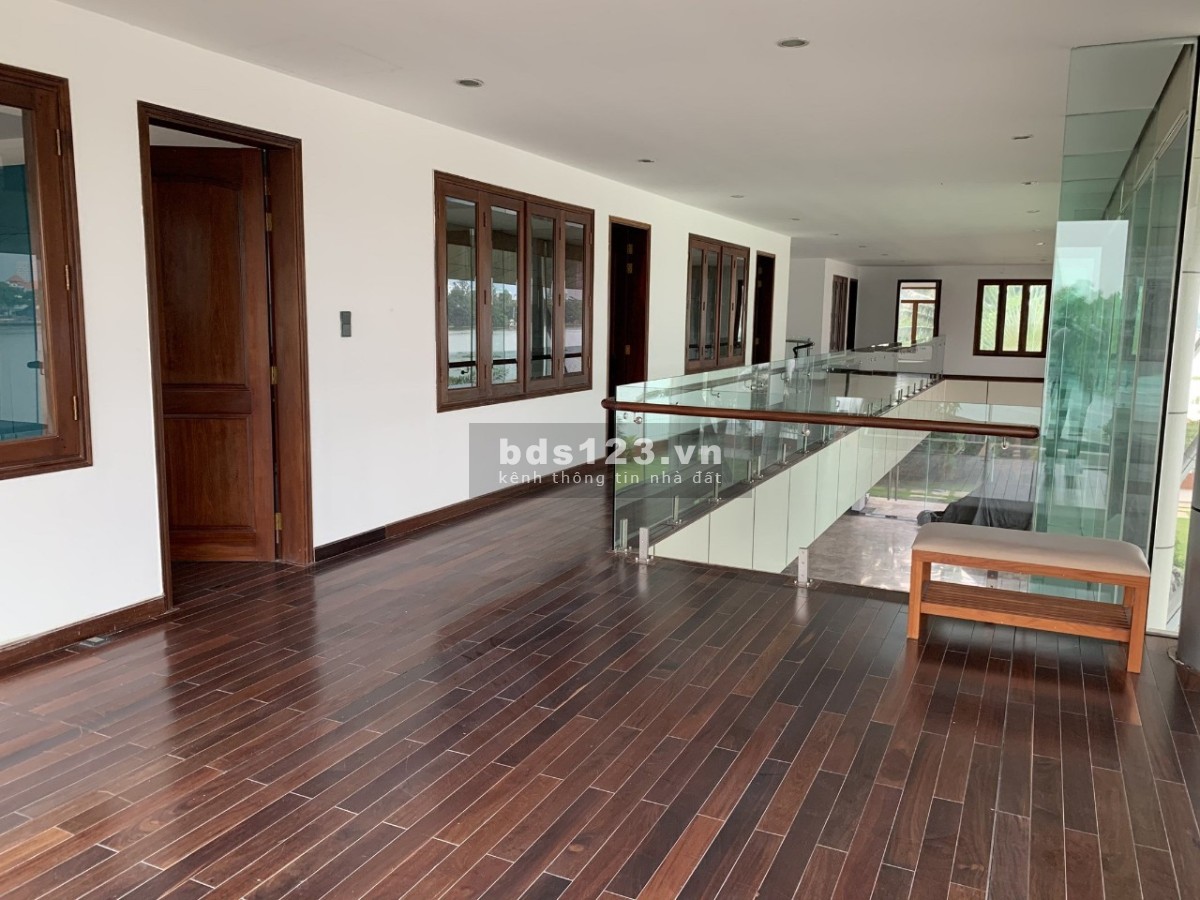 Cho thuê Mặt Bằng Nguyễn Thị Minh Khai, ĐaKao, Q.1: 8x20m 80 triệu GỌI 0911989098 Quân Đồng