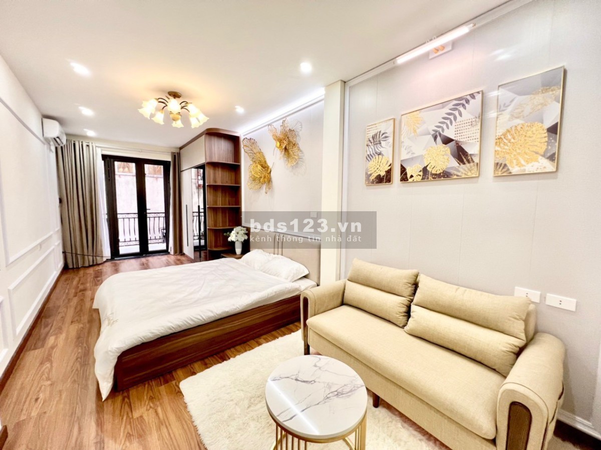 Bán Nhà. góc 2 thoáng. phố Minh Khai 45m 5T giá chỉ nhỉnh 7tỷ Hai Bà Trưng 0947913839.