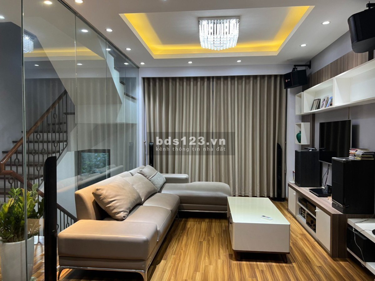 Nhà phố Tô Vĩnh Diện khu Quân Đội an ninh cực tốt, giá nhỉnh 6 tỷ