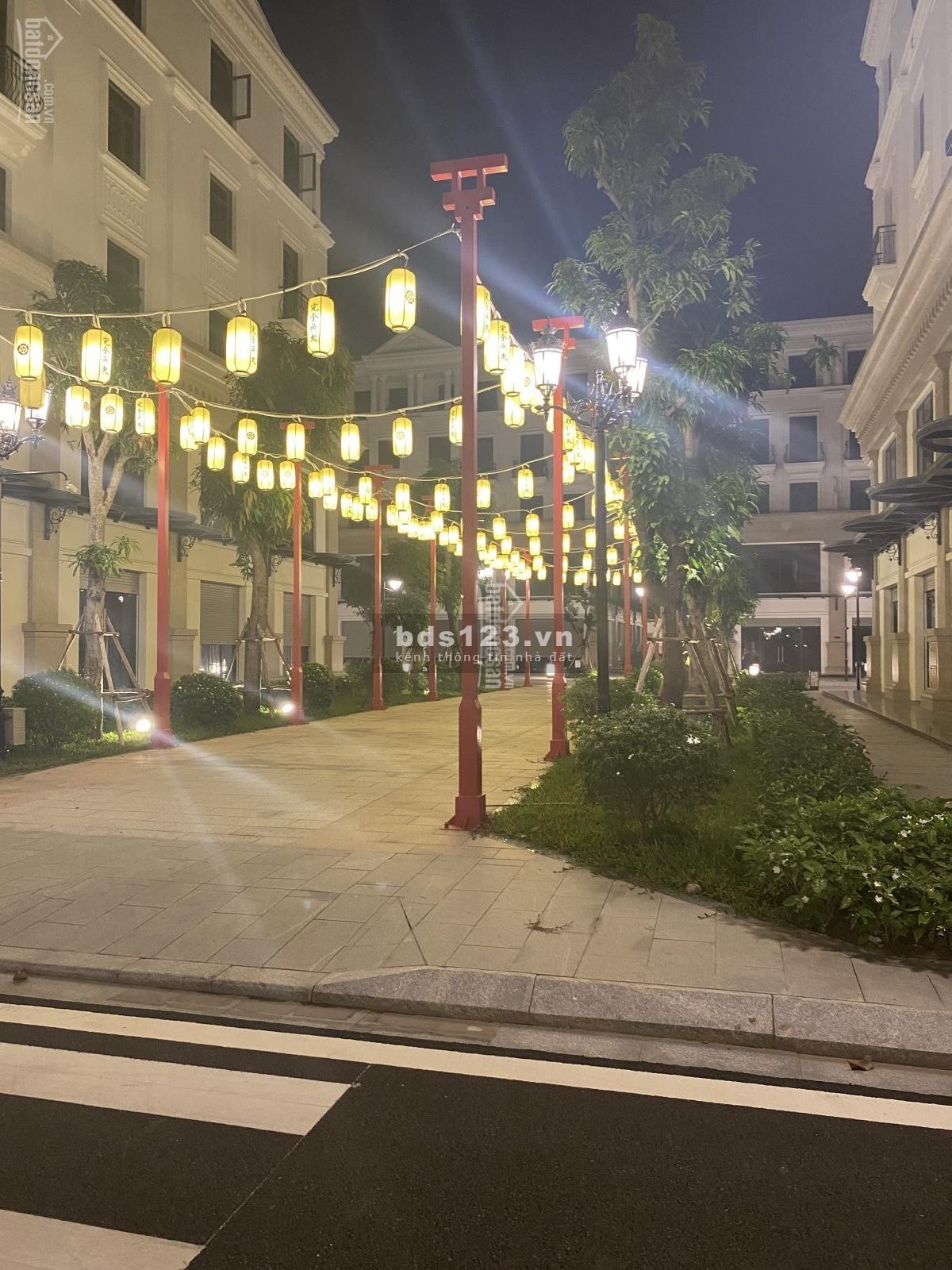 Bán biệt thự song lập dt 150m2, Hải Âu, tuyến phố kinh doanh sầm uất nhất Vinhomes Ocean Park