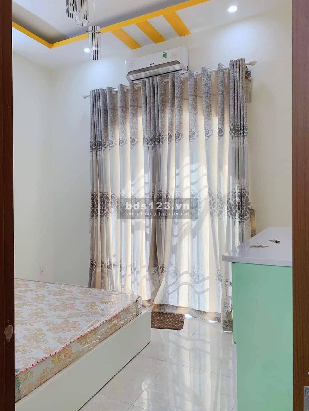 Bán gấp mặt tiền Quận 7, kinh doanh giá 5,3 tỷ, sổ hồng riêng chính chủ