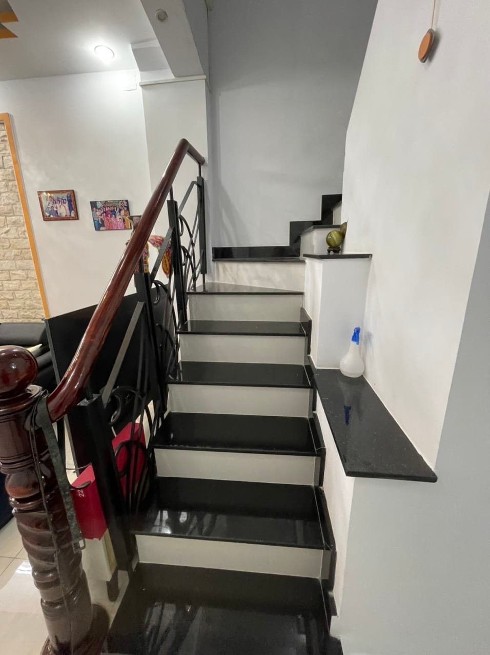 Bán nhà riêng Nguyễn Đình Chiểu phường 3 Phú Nhuận DT 65m² x 3 tầng giá 9,9 tỷ đồng