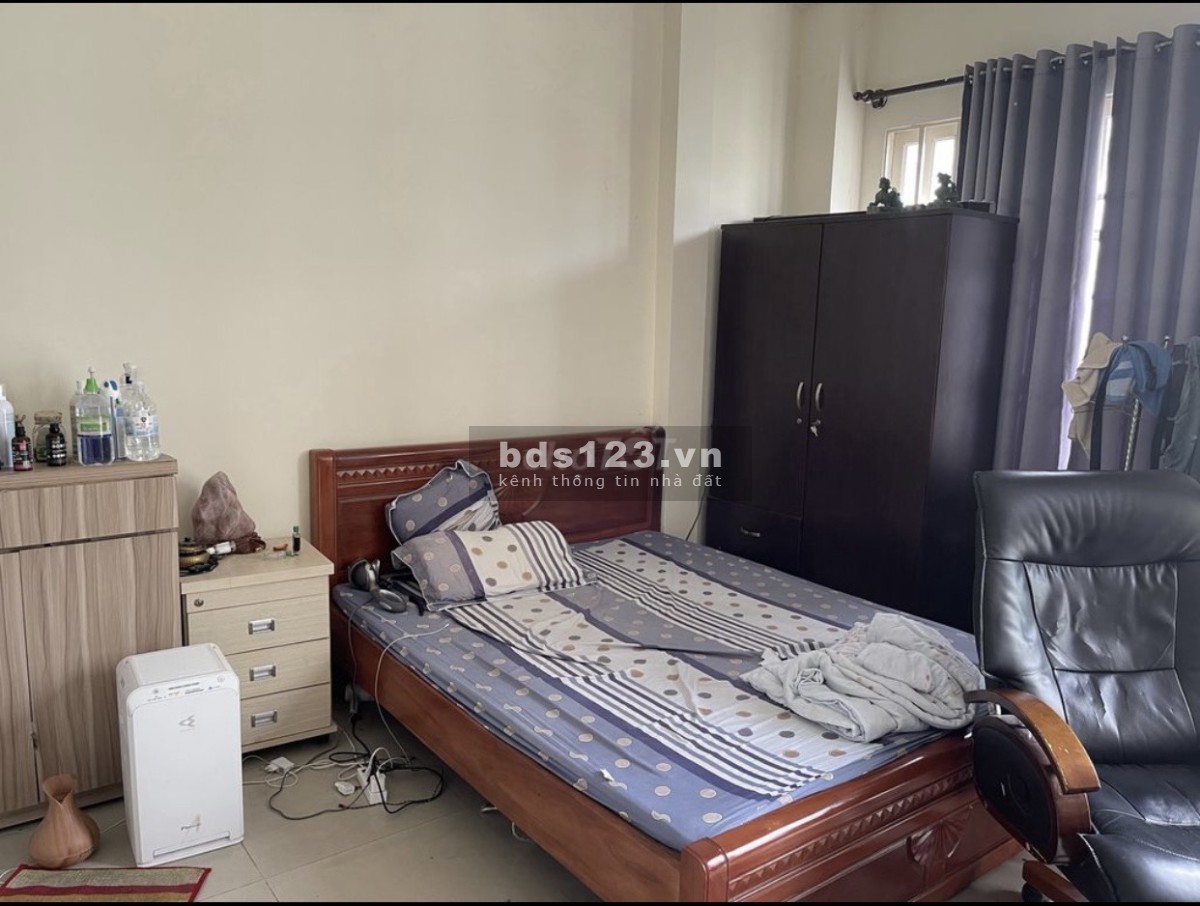 Bán nhà 1 lầu hẻm xe ba gác Hồ Thành Biên phường 4 Quận 8 lh 0935794818