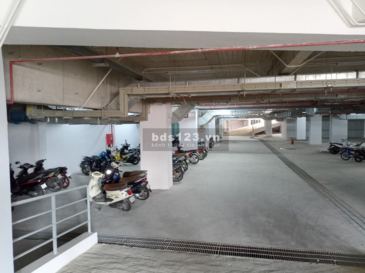 Bán căn hộ 62.5m2 tầng 4 C/C Blue Sky Tower Thủ Đức lh 0905555321