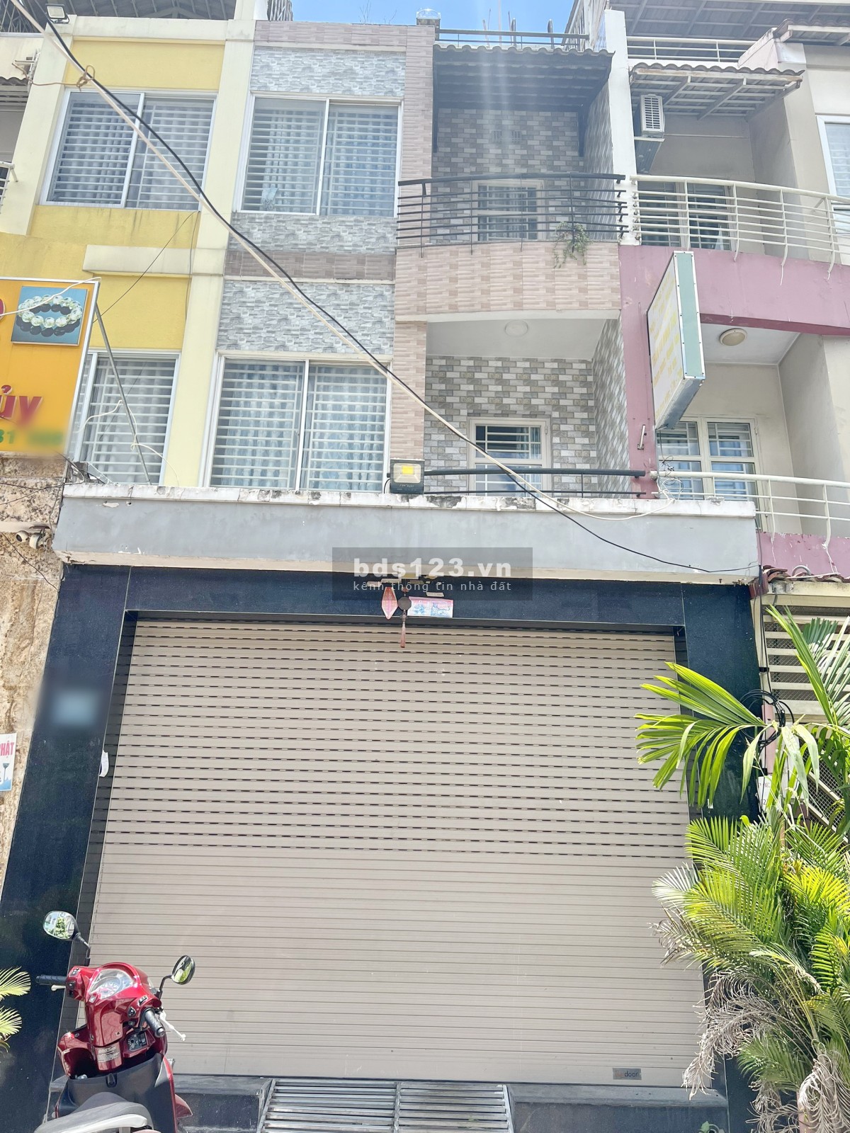 Cho thuê nhà 2 lầu mặt tiền KD đường Tạ Quang Bửu Phường 5 Quận 8