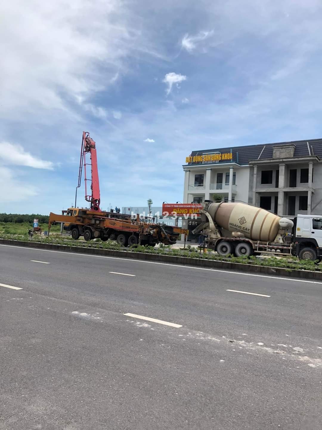 Đất kinh doanh, xây kiot phòng trọ cho thuê tại khu trường CĐ và KCN Becamex Chơn Thành Bình Phước.