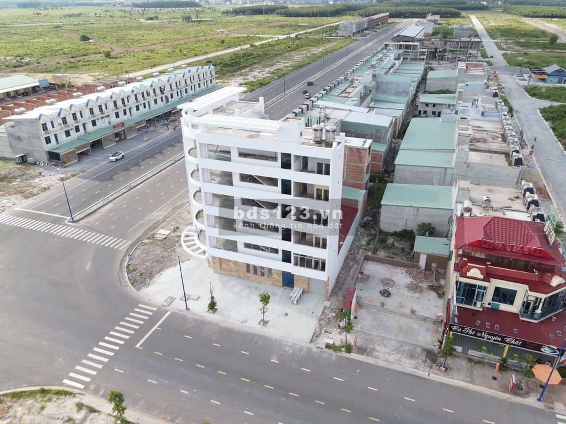 Đất kinh doanh, xây kiot phòng trọ cho thuê tại khu trường CĐ và KCN Becamex Chơn Thành Bình Phước.