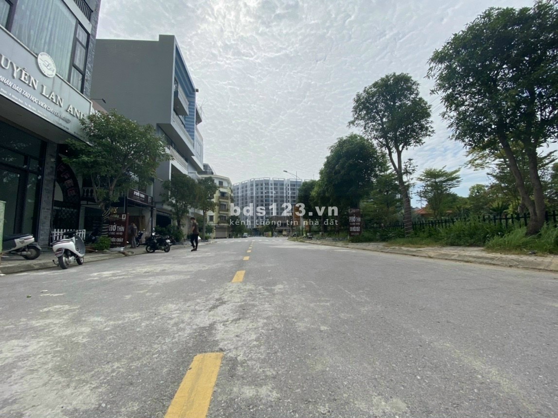 Lô góc dtsd 130m2 Lạc Hồng Phúc Mỹ Hào Hưng Yên, giá 40 triệu/m2