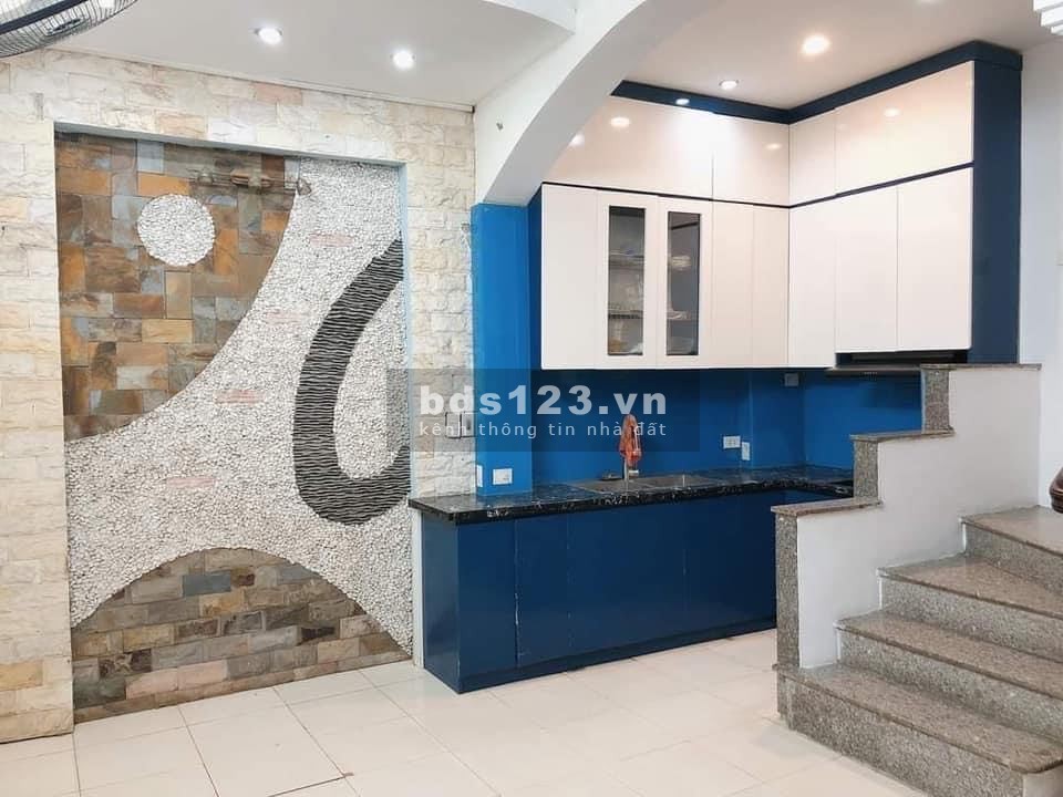 Chính chủ cần bán gấp nhà TT Đống Đa 35m2 5 tầng mt 6m, giá chỉ nhỉnh 3 tỷ