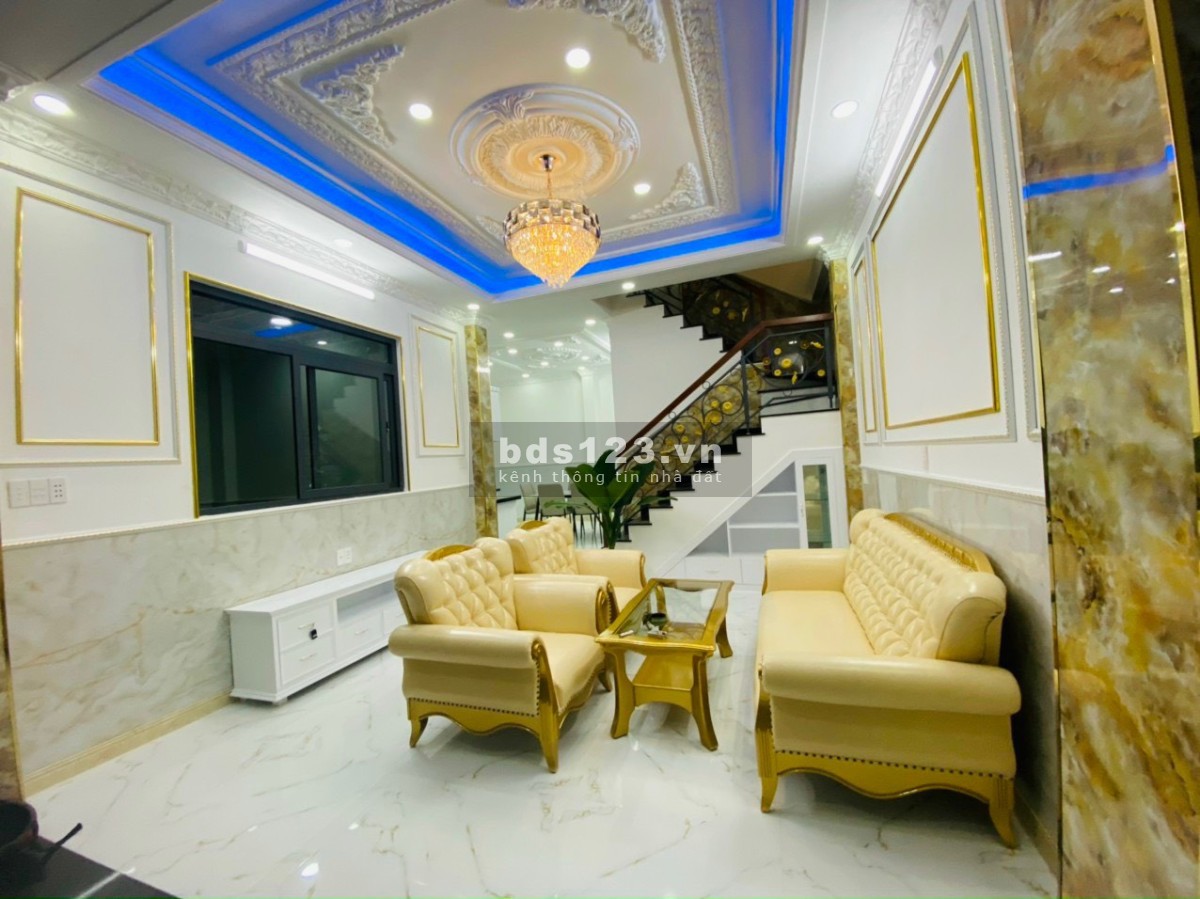 Bán nhà thiết kế như villa hẻm xe hơi 6m Huỳnh Tấn Phát Nhà Bè
